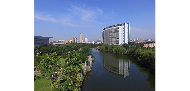 江蘇理工學院 - 最美大學