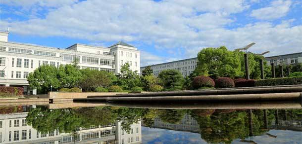 浙江中醫(yī)藥大學濱江學院