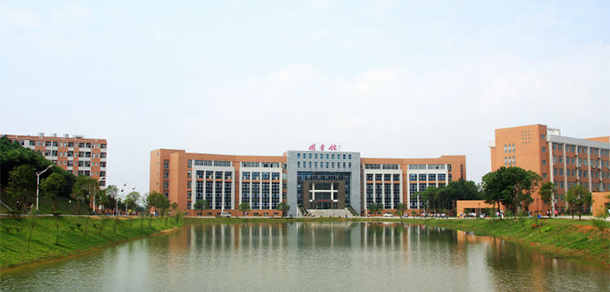 我的大學(xué)-大學(xué)志