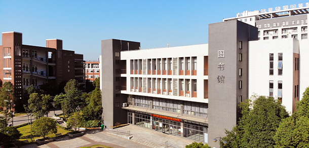 我的大學(xué)-大學(xué)志