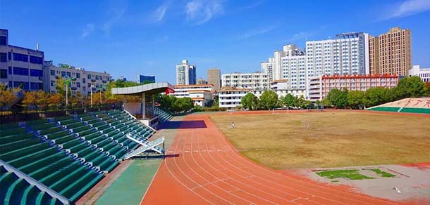 湖北醫(yī)藥學院藥護學院 - 最美院校