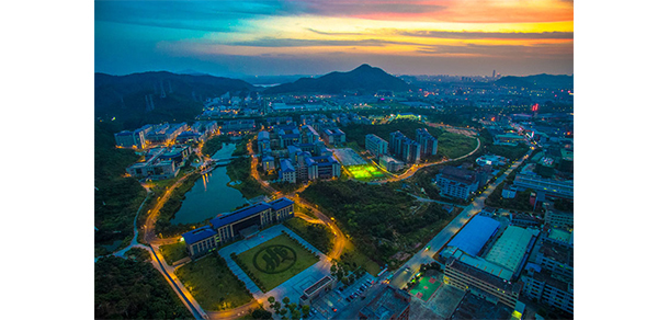 東莞城市學(xué)院 - 最美大學(xué)