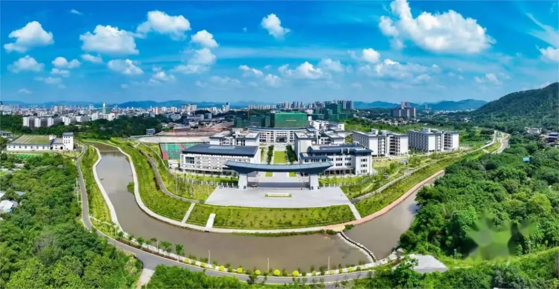 歡迎報(bào)考廣東梅州職業(yè)技術(shù)學(xué)院