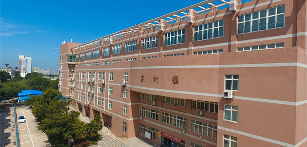 我的大學(xué)-大學(xué)志