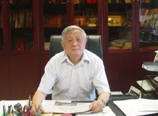 李 澤 椿
