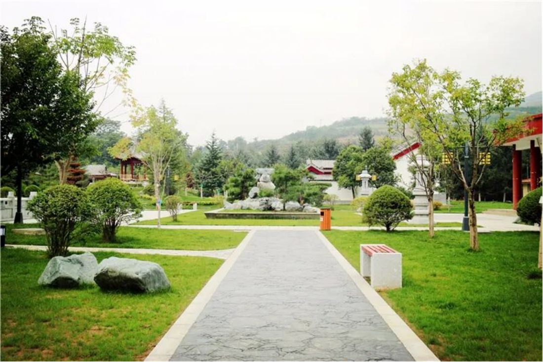 校園環(huán)境